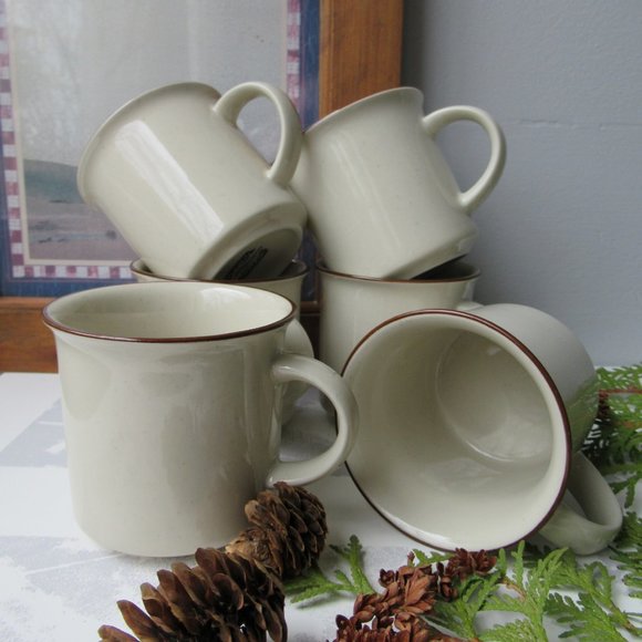 Stoneware 6 Mugs by Carla, Japan - Picture 4 of 13